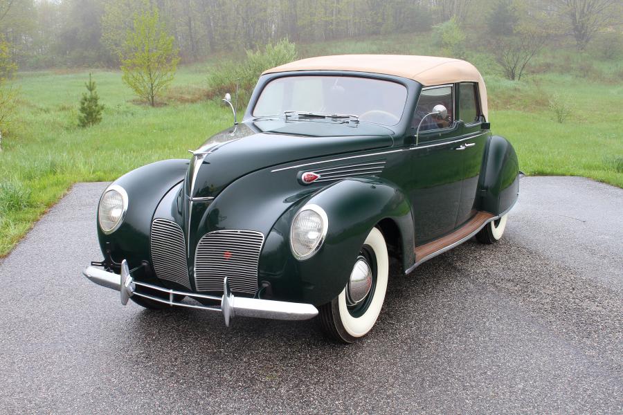  Lincoln Zephyr Convertible Sedan 1938 года  (фото 29 из 46)